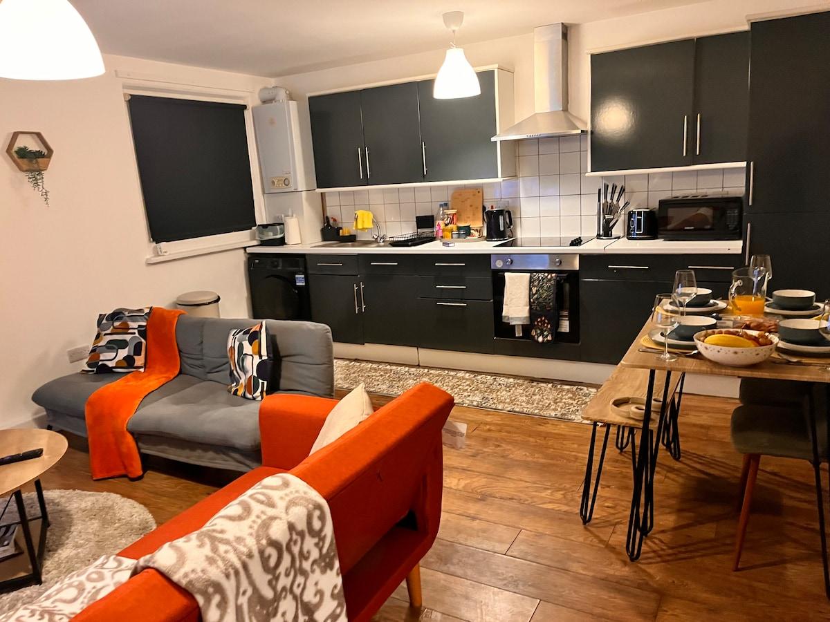 Modern 1-Bed Flat – Hamilton House, Bromley-by-Bow2